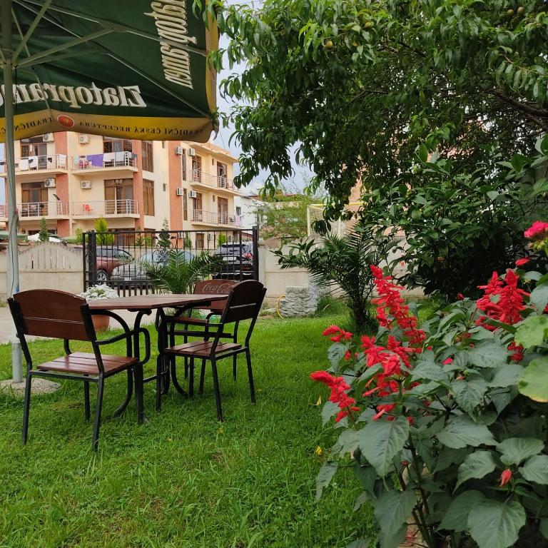 Zahrada ubytování David Palace Hotel Ureki