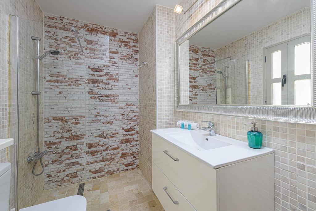 Łazienka w obiekcie WintoWinRentals Genial Apartamento, Céntrico y Silencioso