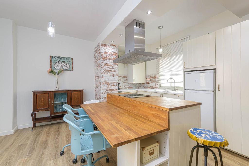 Kuchnia lub aneks kuchenny w obiekcie WintoWinRentals Genial Apartamento, Céntrico y Silencioso
