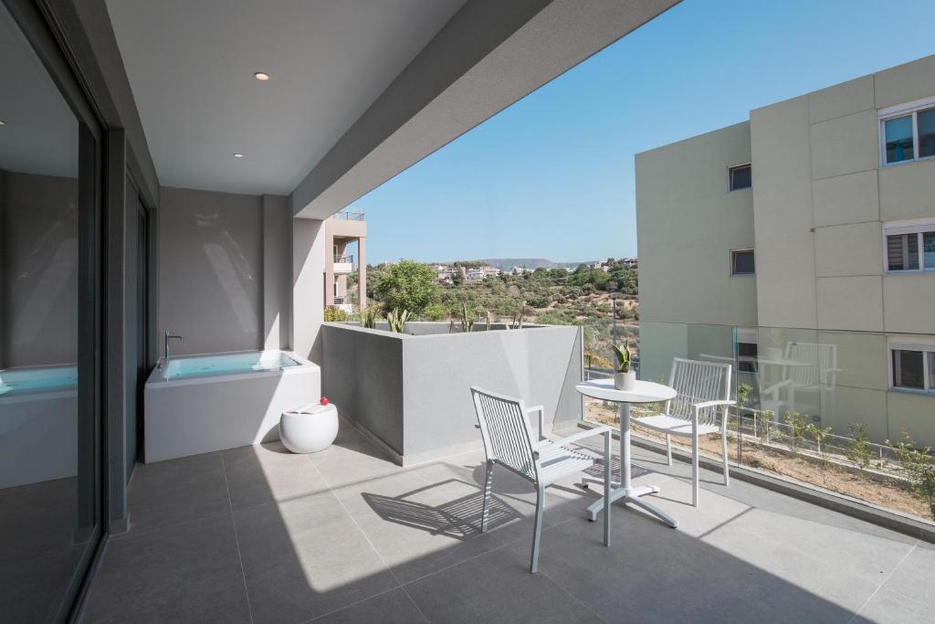 Noemie Luxury Suites - Resim 16