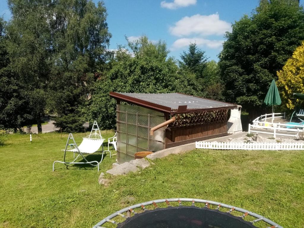 Zahrada ubytování Roubenka Krkonoše - Adršpach