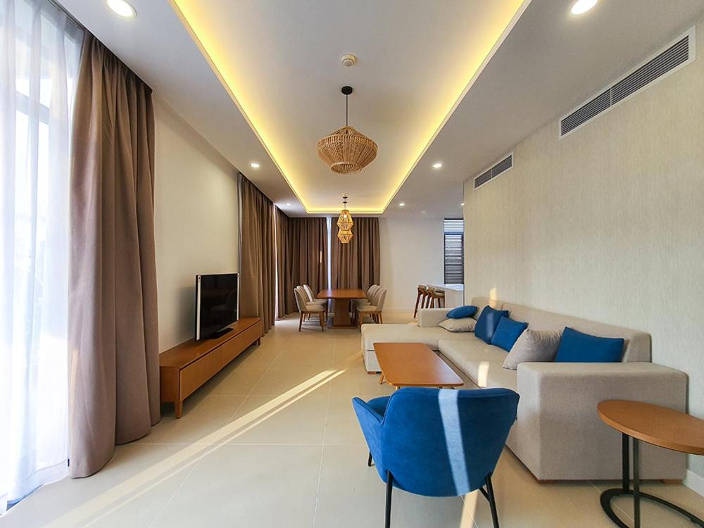 TV a/nebo společenská místnost v ubytování Long Hải Villas trong Wyndham garden Cam Ranh