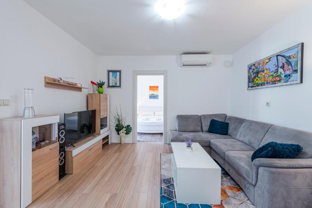 Posedenie v ubytovaní Apartment Nika Solitudo