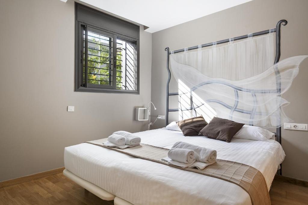 Hotel Acta Laumon - Three-Bedroom Apartment