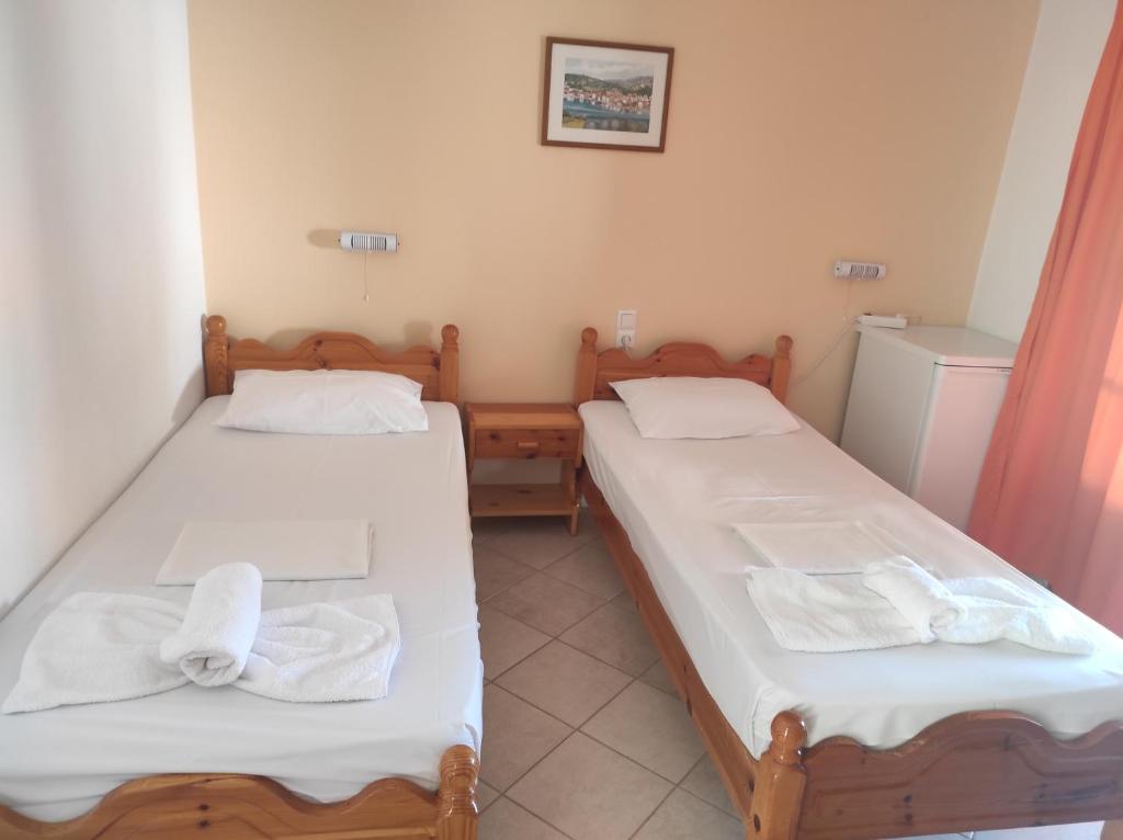 Fountas Studios - 13