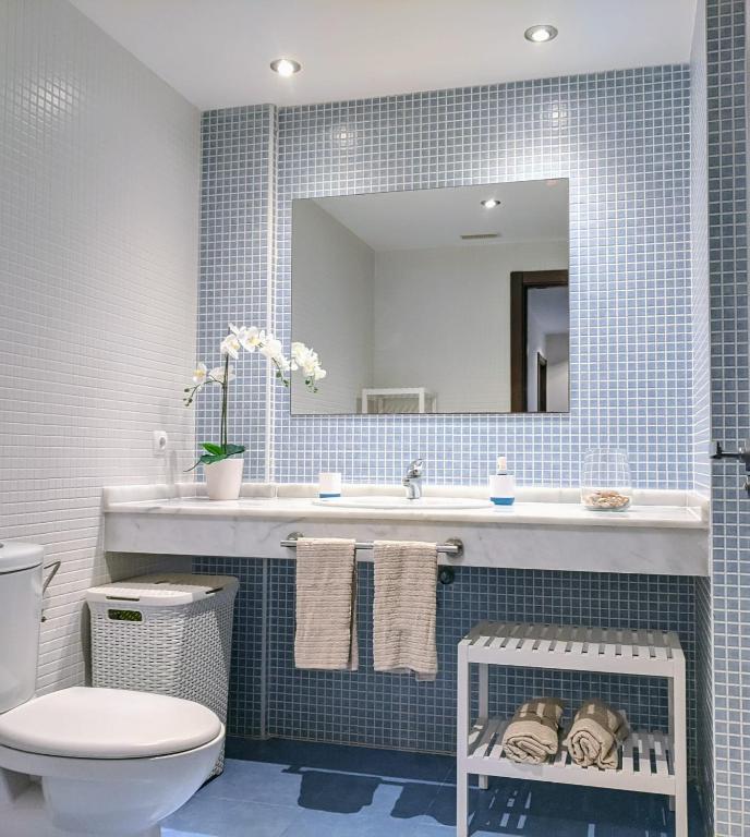 Kúpeľňa v ubytovaní Espacioso apartamento de 2 dormitorios