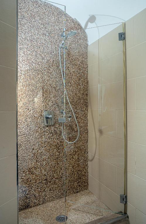 A bathroom at A casarella in piazzetta