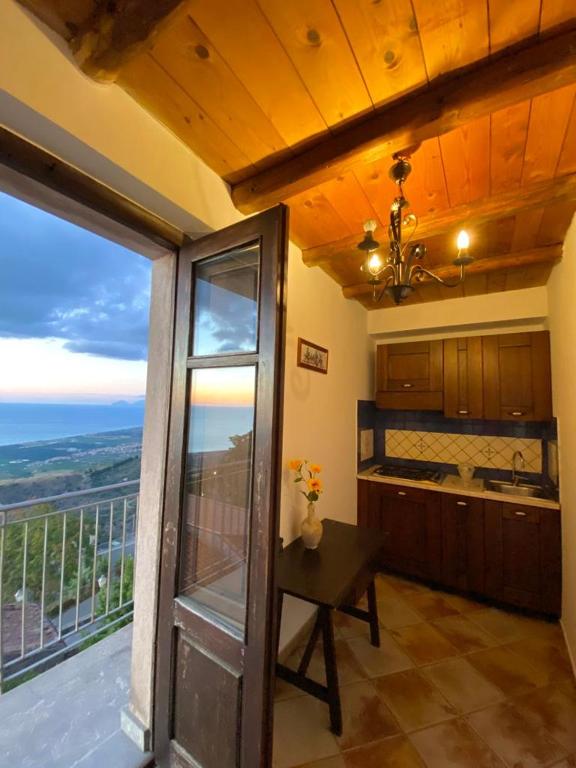 Nebrodi Holiday House - Twee Slaapkamers Huis