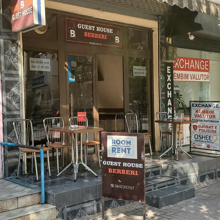 Certifikát, hodnocení, plakát nebo jiný dokument vystavený v ubytování Berberi Guest House