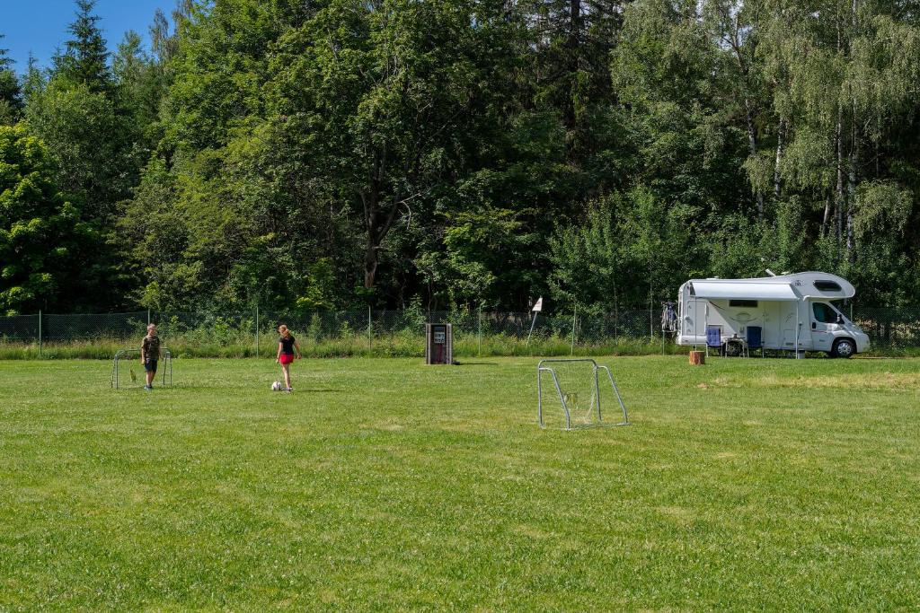 Hosté ubytování Autokemp Loděnice Zdoňov - Adršpach