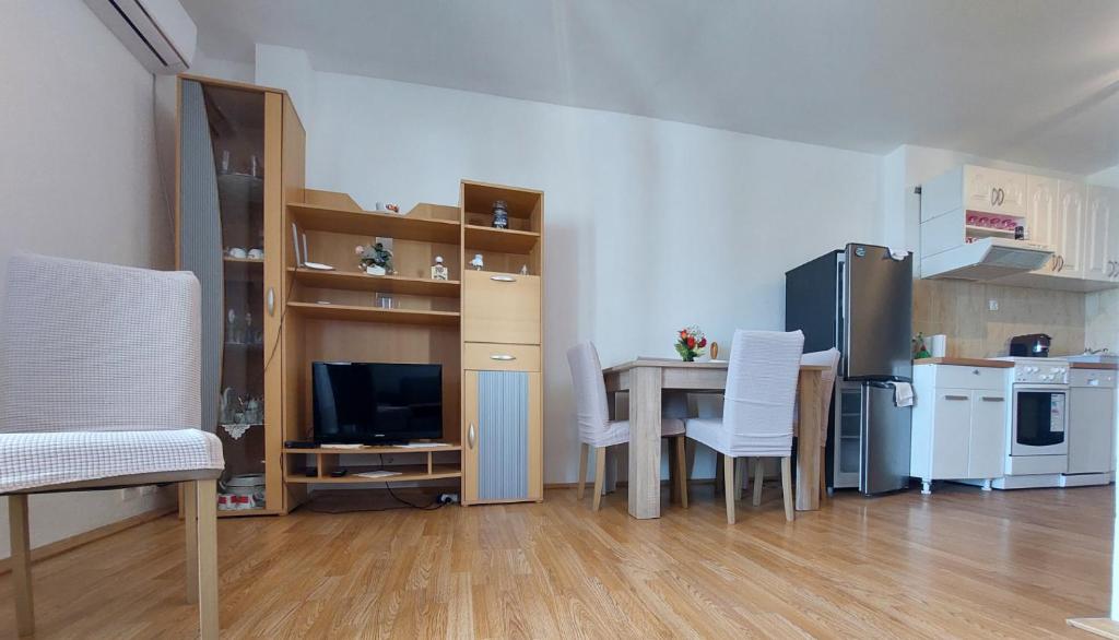 Kuchyň nebo kuchyňský kout v ubytování Seaview apartment Primošten