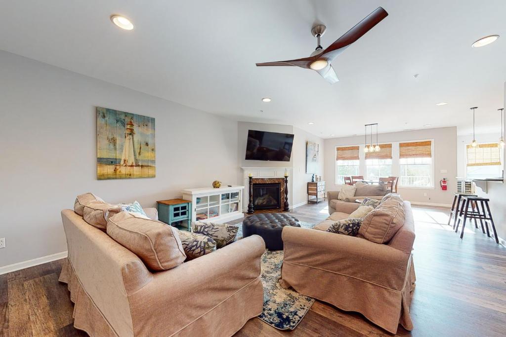 TV a/nebo společenská místnost v ubytování Bayside Resort