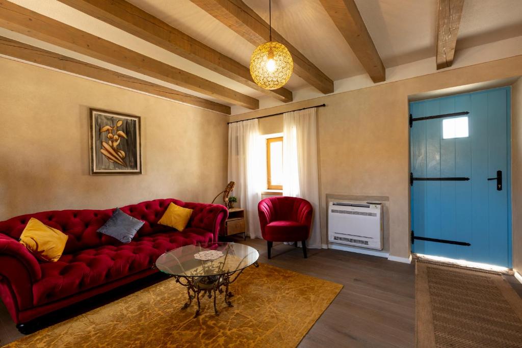 Zdjęcie z galerii obiektu Luxury Villa Trtoja - with e-cars station w mieście Svetvinčenat