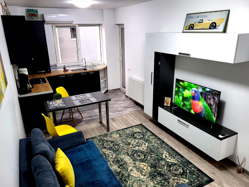 Yellow House Luxury Berceni - Housity
