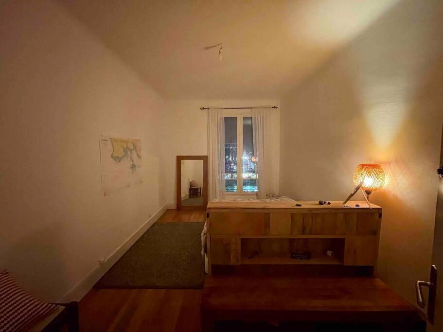 Spacieux appartement (140m2) en plein centre - Housity
