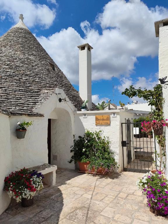 Trullo al vicoletto al civico 10, civico 8, civico 7 - 18