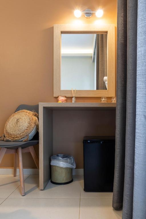 ANGELO Cafe Hotel - 13