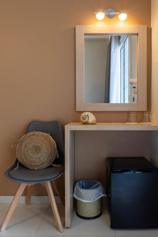 ANGELO Cafe Hotel - 17