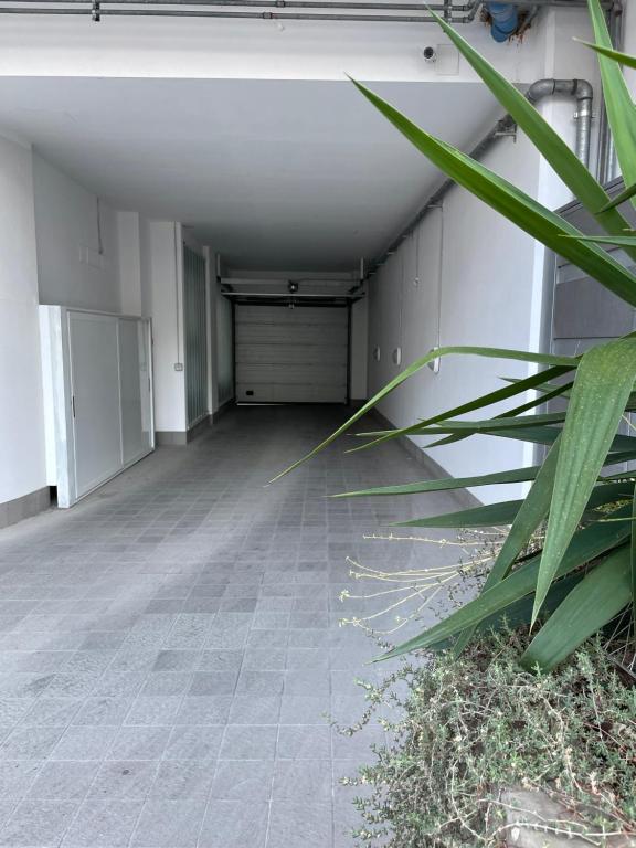 Central Modern Apartment Bari - 4