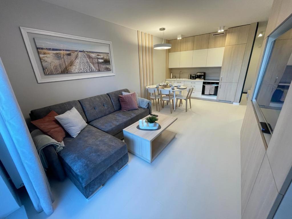 Kuchnia lub aneks kuchenny w obiekcie Sunrise Apartament