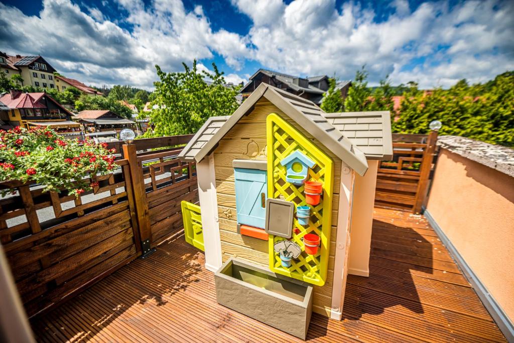 Vonkajšia záhrada v ubytovaní Apartament Natalia