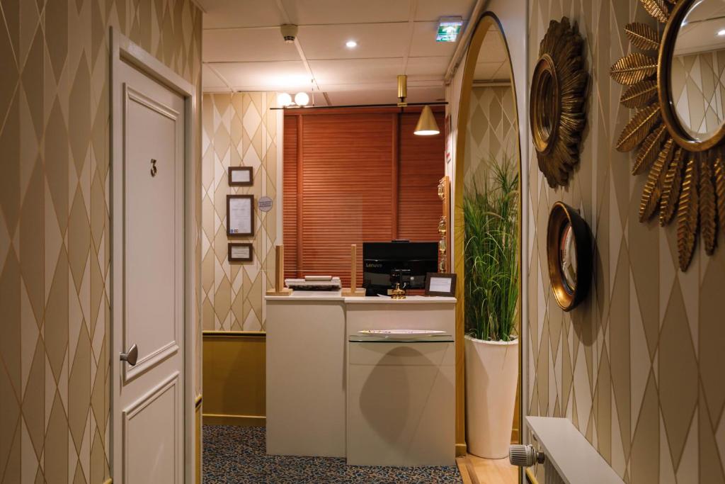 Hôtel du Dauphin - Resim 23