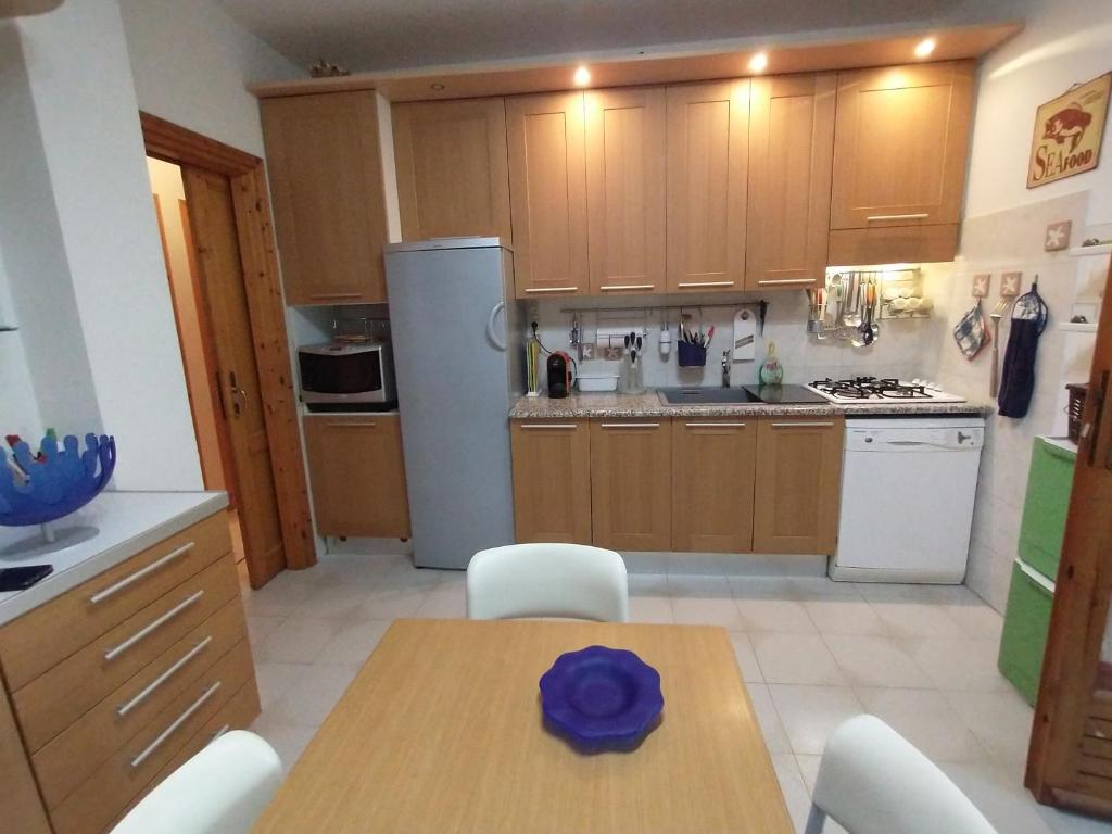 Kuchnia lub aneks kuchenny w obiekcie casa luisa3br