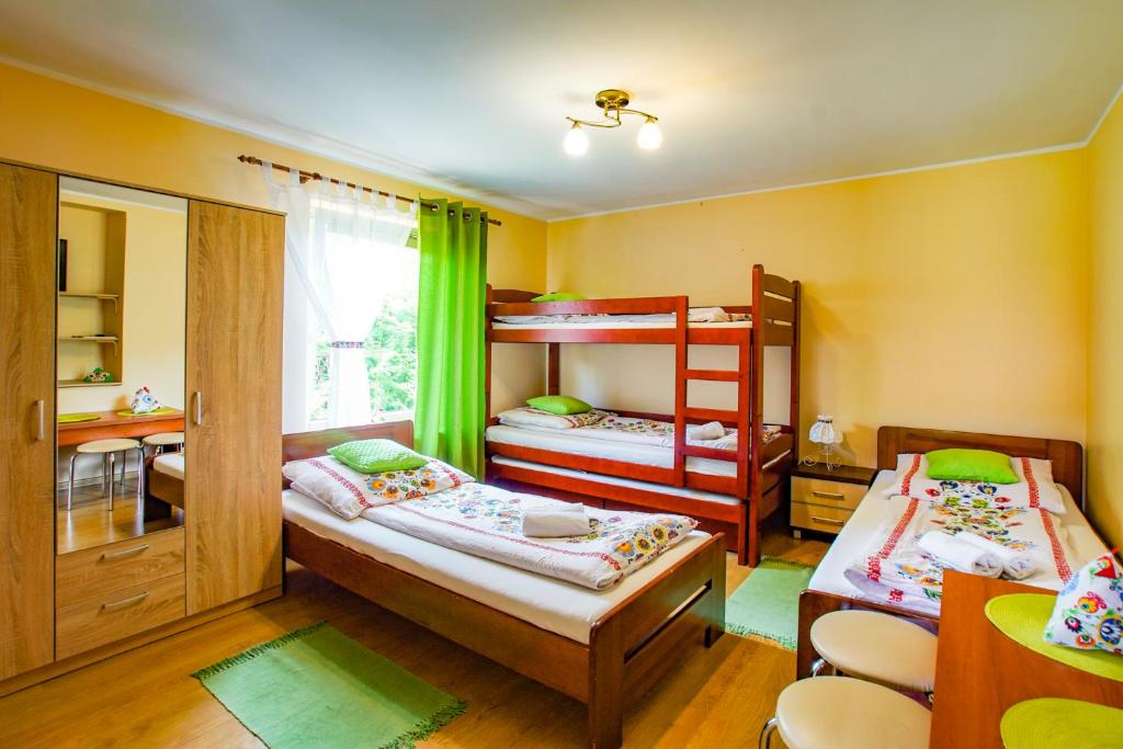 DOMEK NA ZARZECZU - Familiekamer Met Eigen Badkamer