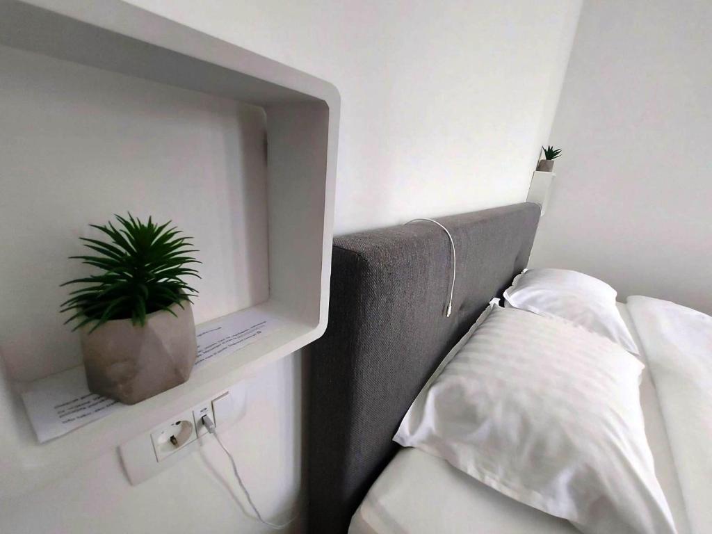 Gajeva Rooms SELF CHECK-IN - 8