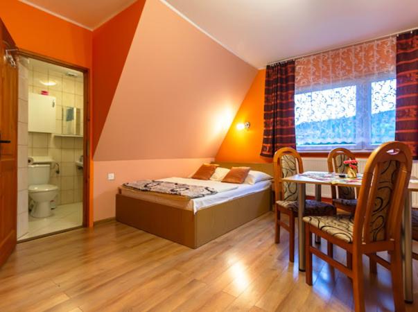 Słoneczny Dworek u Sarnów - Habitación Cuádruple Con Baño