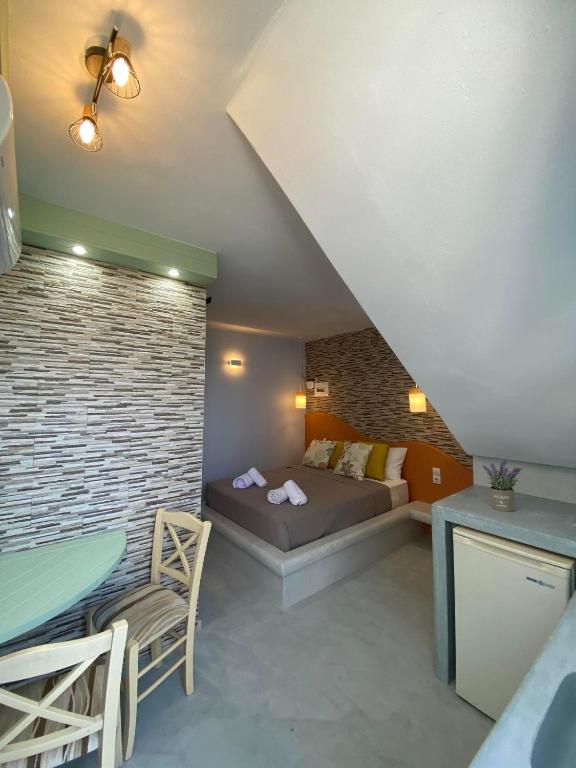 MOUSELIS APARTMENTS - Habitación Doble De Lujo Con Balcón