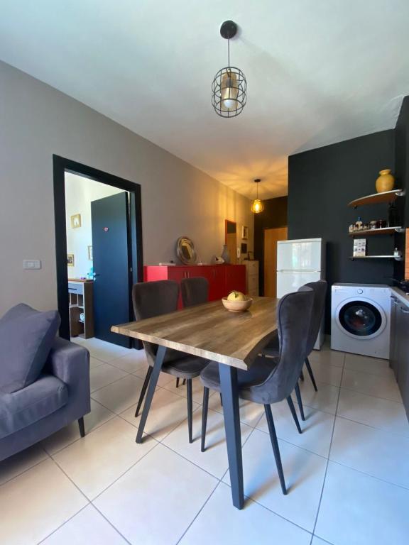 Kuchyň nebo kuchyňský kout v ubytování Dan's place