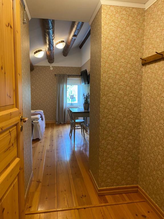 Bredsjö Gamla Herrgård White Dream Mansion - Habitación Doble Con Baño Privado