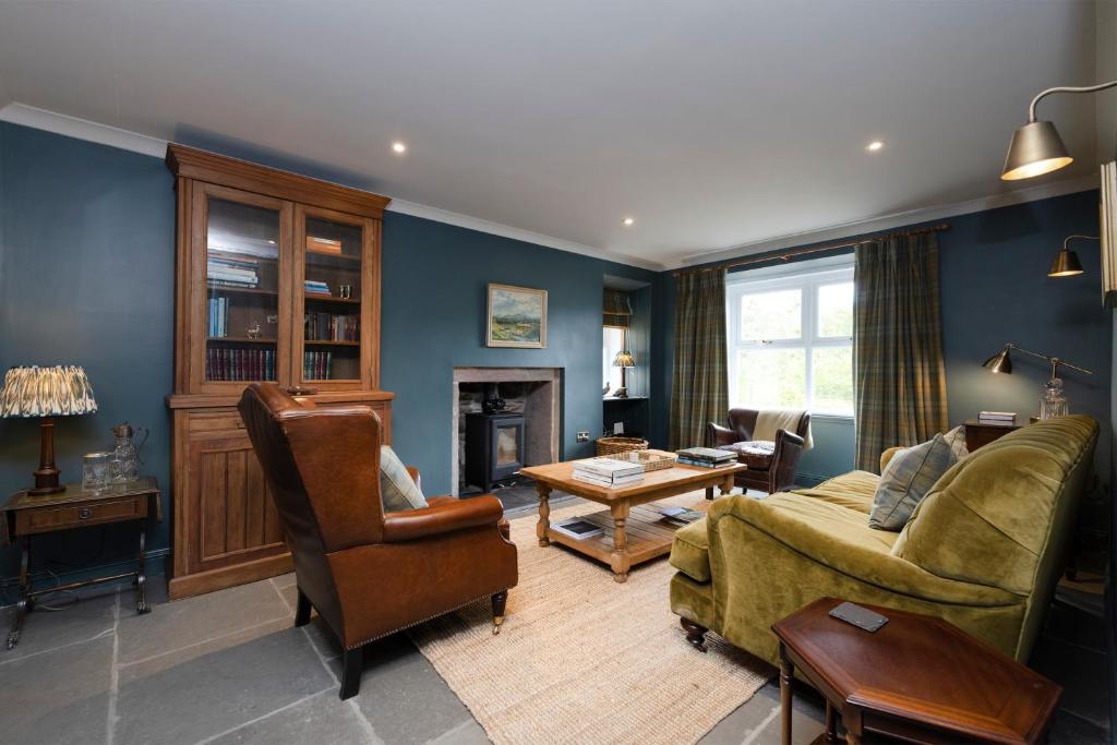 Exceptional cottage with parking, Blairgowrie Updated 2024 Prices