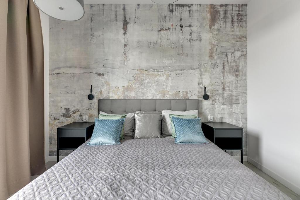 Blue Mandarin - Chlebova Apartments - One-Bedroom Apartment
