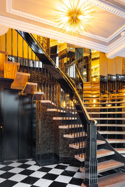 Manolita Paris - Resim 23