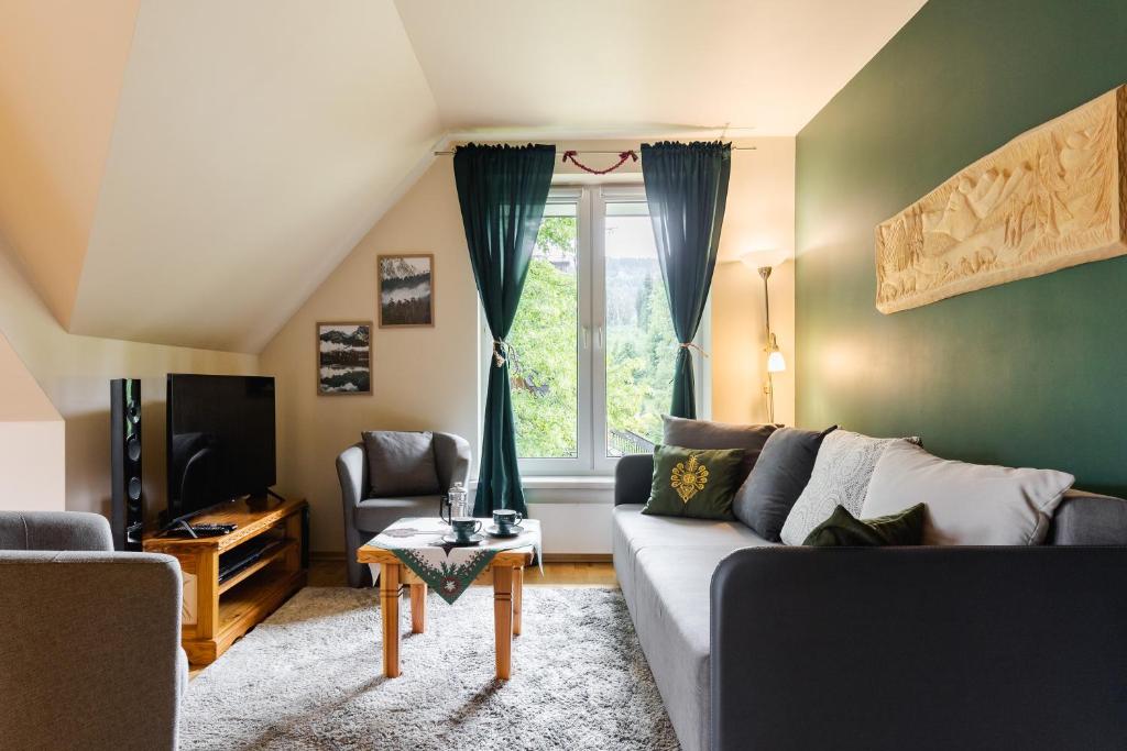 Posedenie v ubytovaní Apartamenty Butorowy Zakopane