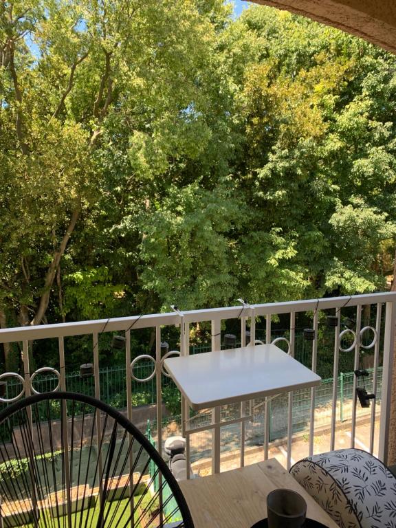Balkón alebo terasa v ubytovaní Bel Appartement à La Valette du var