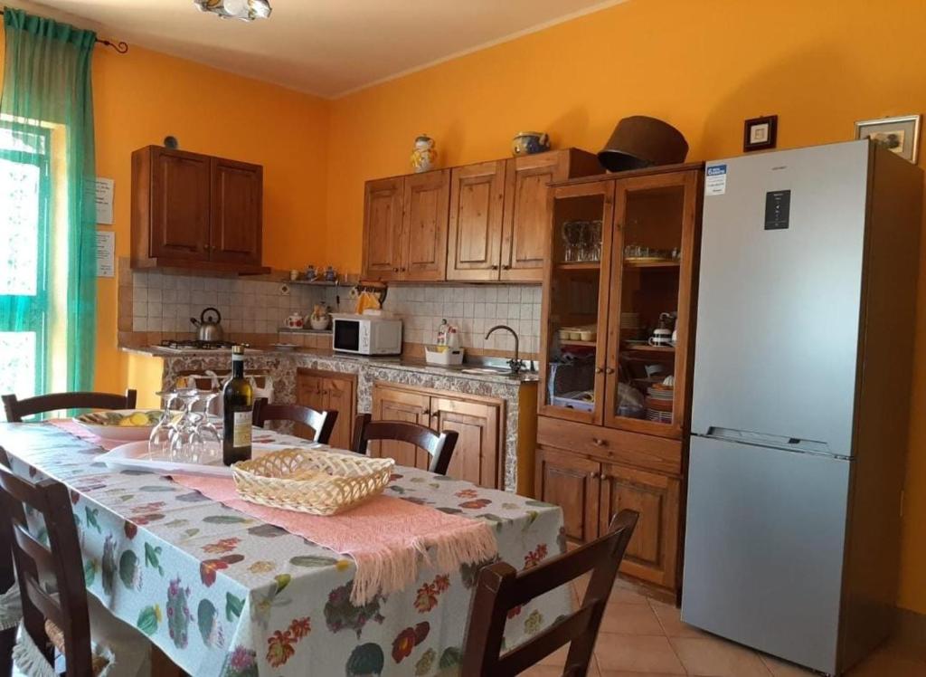 Kuchyňa alebo kuchynka v ubytovaní Villa Jewels ,casa vacanza