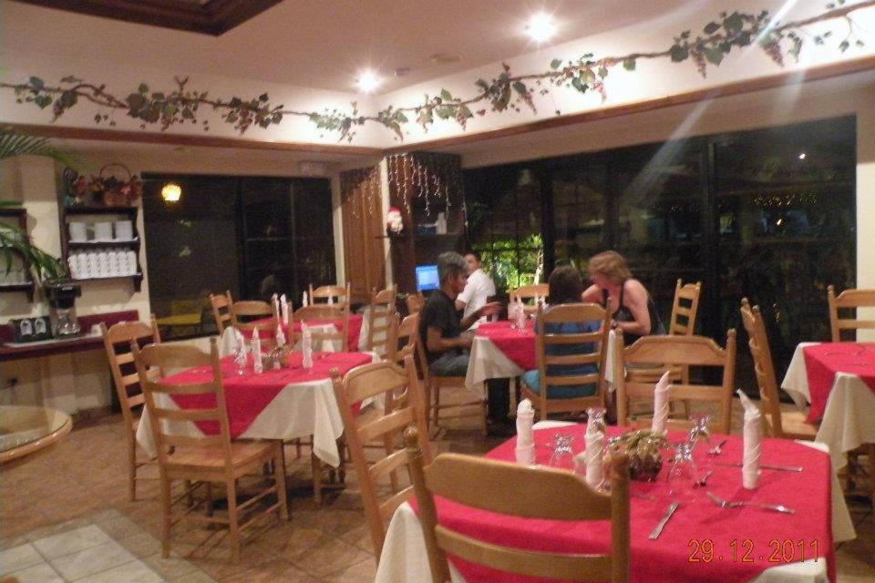 Restaurace v ubytování Apart Hotel La Cordillera