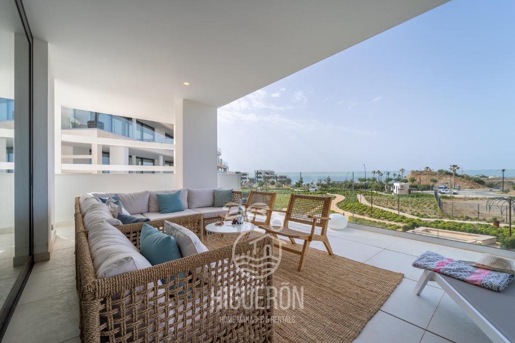 A balcony or terrace at HigueronRentals El Dado