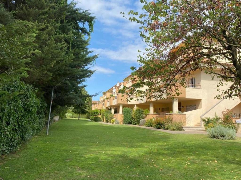 Vonkajšia záhrada v ubytovaní Apartamentos Stil Mar Anna - Stil Port Mar Anna