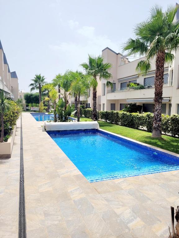 https://cf.bstatic.com/xdata/images/hotel/max1024x768/374513956.jpg?k=c4effa01449cd70634f1cca57c2ab82d9eff76a3f6c3b6a33df1e09810110a70&o=&hp=1