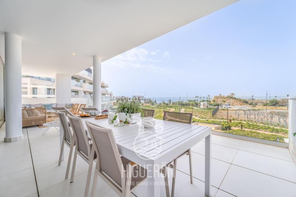 A balcony or terrace at HigueronRentals El Dado