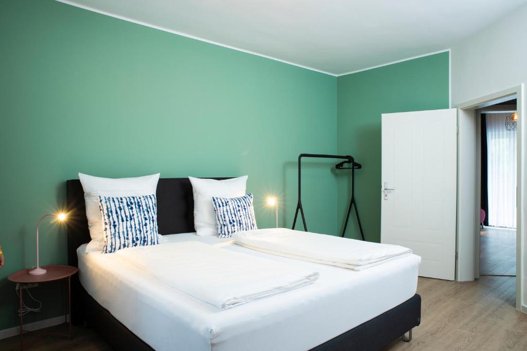 Villa am Bahnhof in Fulda - Apartamento De Dos Dormitorios