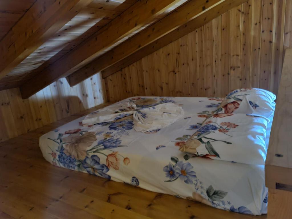 Postel nebo postele na pokoji v ubytování Kalaj