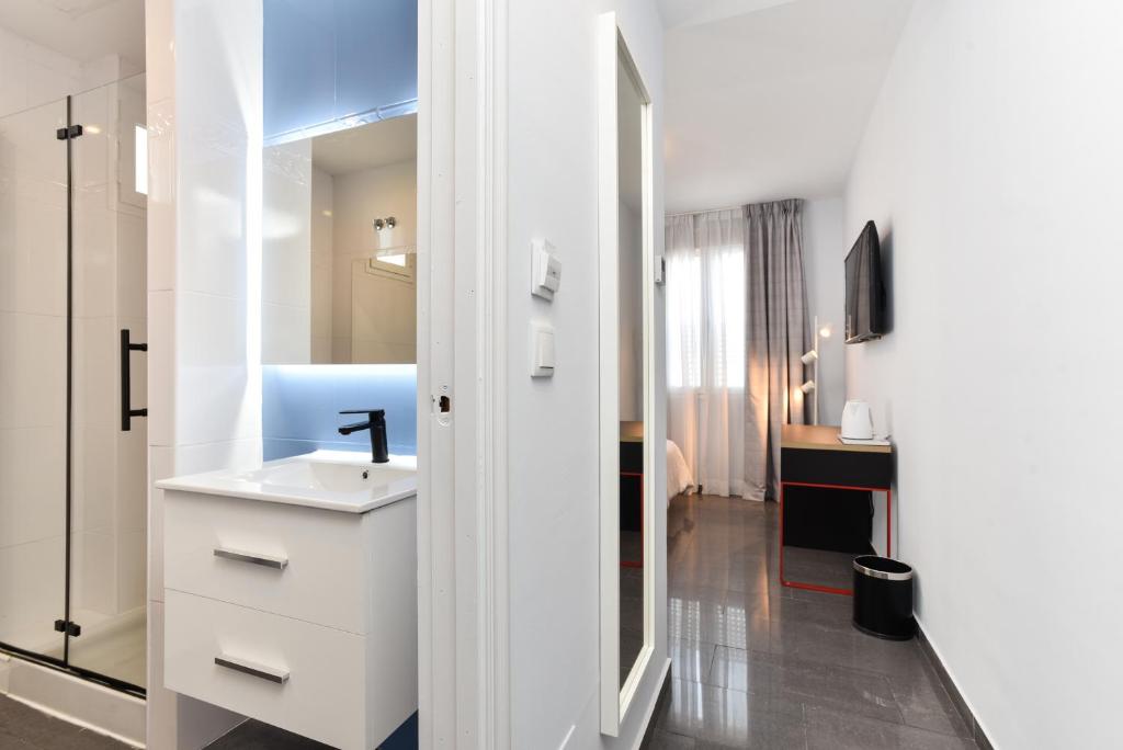 Hotel Kuve Marbella - Resim 8