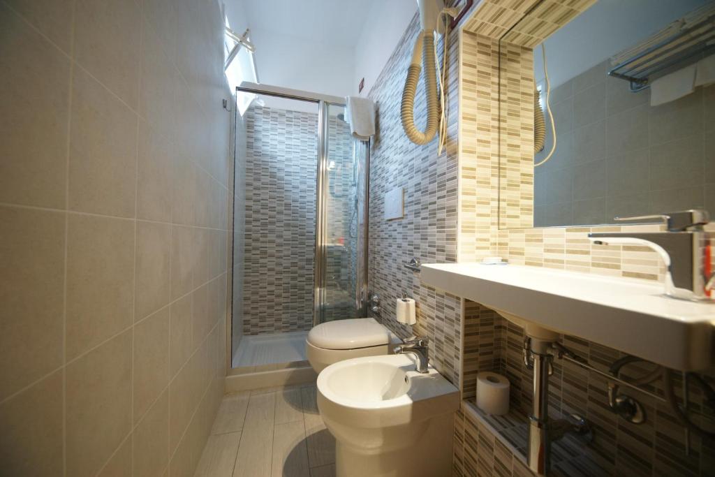 Koupelna v ubytování Hotel Liberty