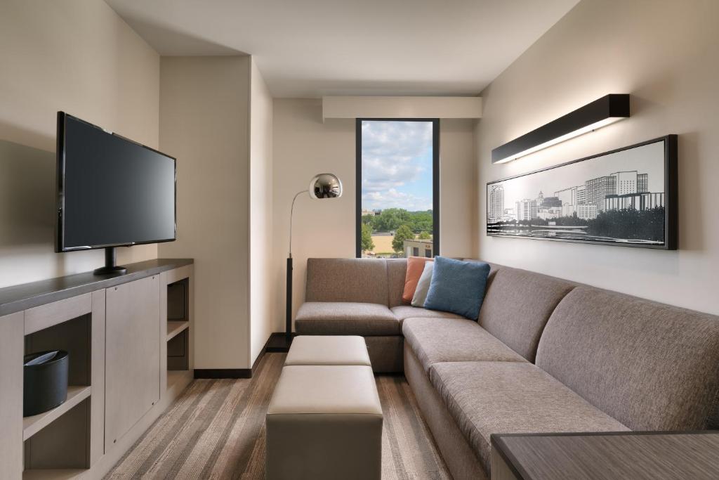 Hyatt House Rochester Mayo Clinic Area photo