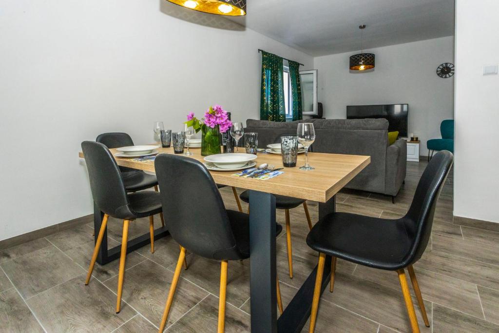Posedenie v ubytovaní City Apartment Nora, old town located, free parking